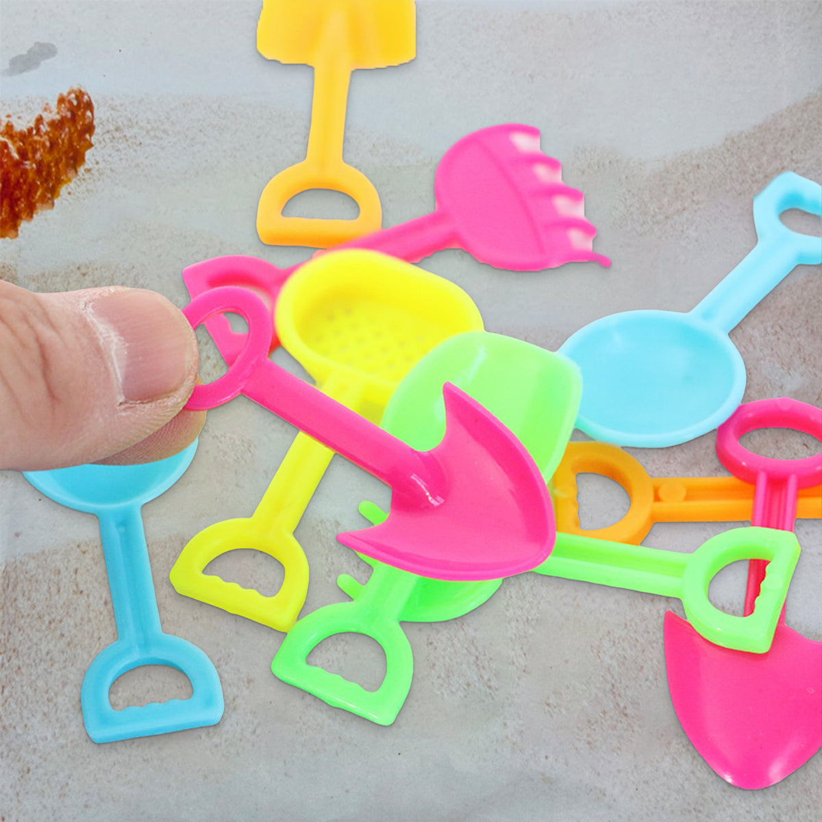 10Pcs 1/12 Miniature Beach Toys Dollhouse Shovel Rake Sand Digging Tool A1785
