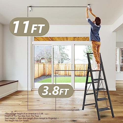 5 Step Aluminum Folding Ladder 300 lbs Capacity H209571