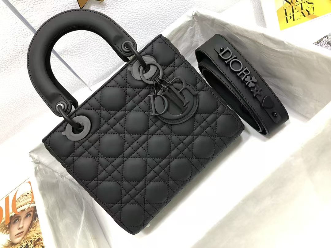 Black Cannage Calfskin Small Bag L2139