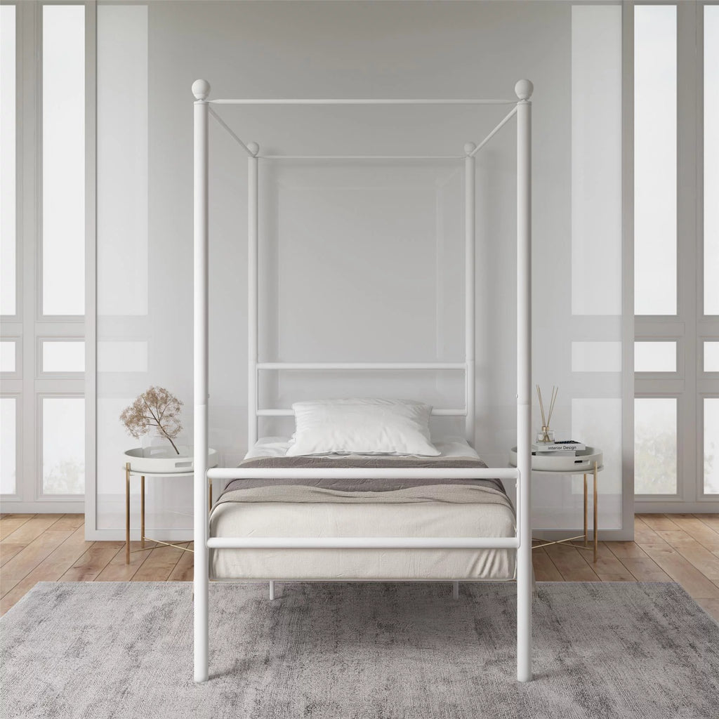 Metal Canopy Bed E32873