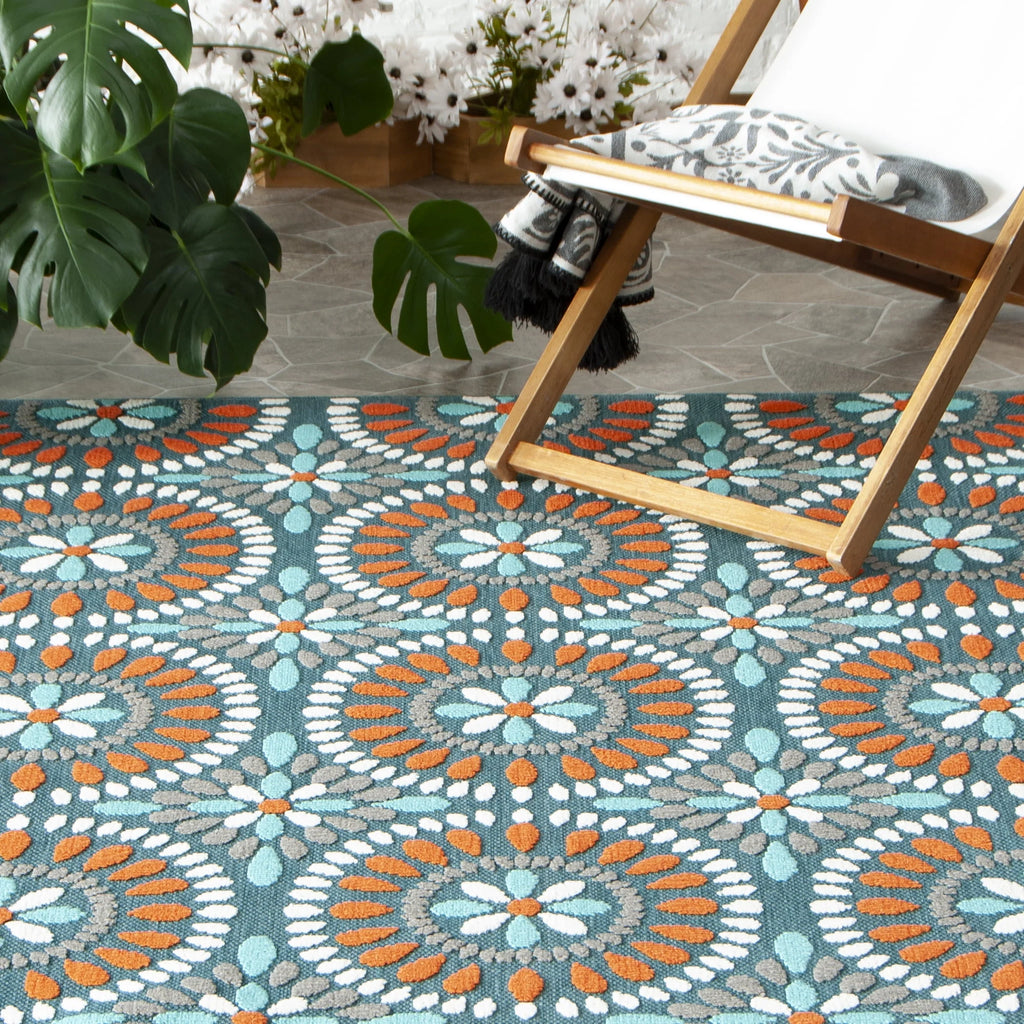 5' x 7' Medallion Polypropylene Outdoor Area Rug B40208