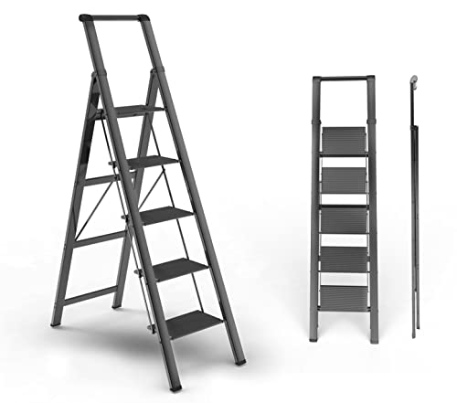 5 Step Aluminum Folding Ladder 300 lbs Capacity H209571