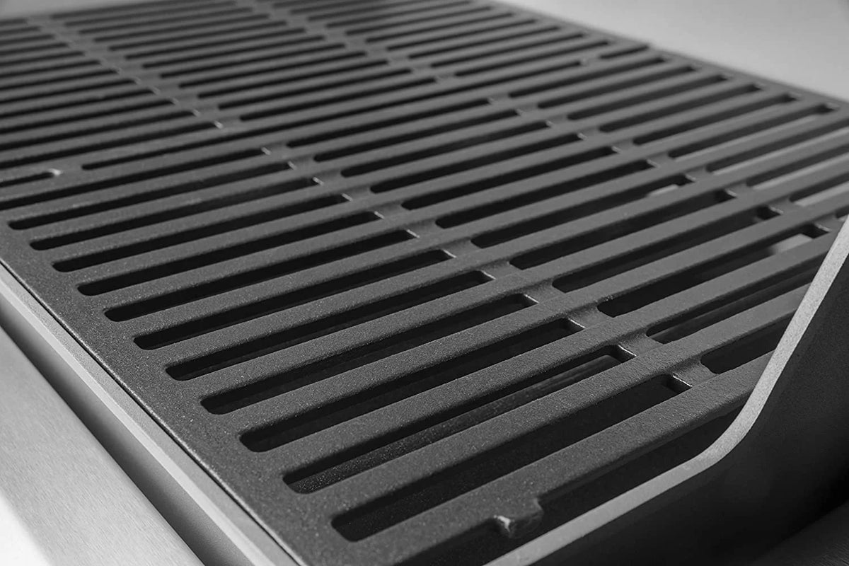 Black 2-Burner Liquid Propane Grill K684170